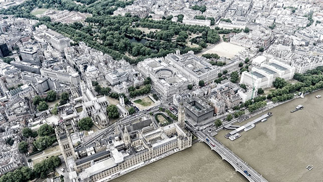As imagens aéreas da área de Westminster, em Londres, fornecem uma entrada importante para o gêmeo digital em escala nacional usando a tecnologia GIS